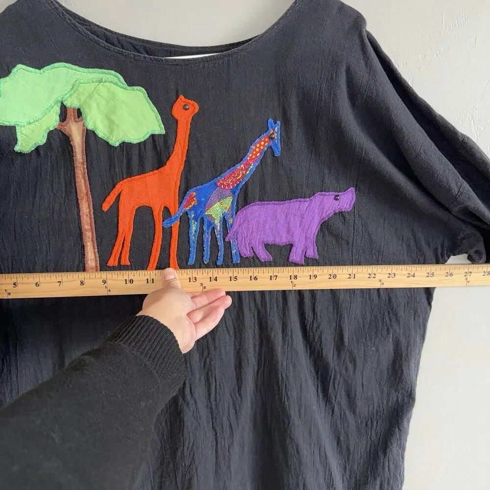 VTG Alfredo’s Wife Woman’s Sz M Appliqué Blouse Whimsical Giraffe Elephant Art - Picture 6 of 7